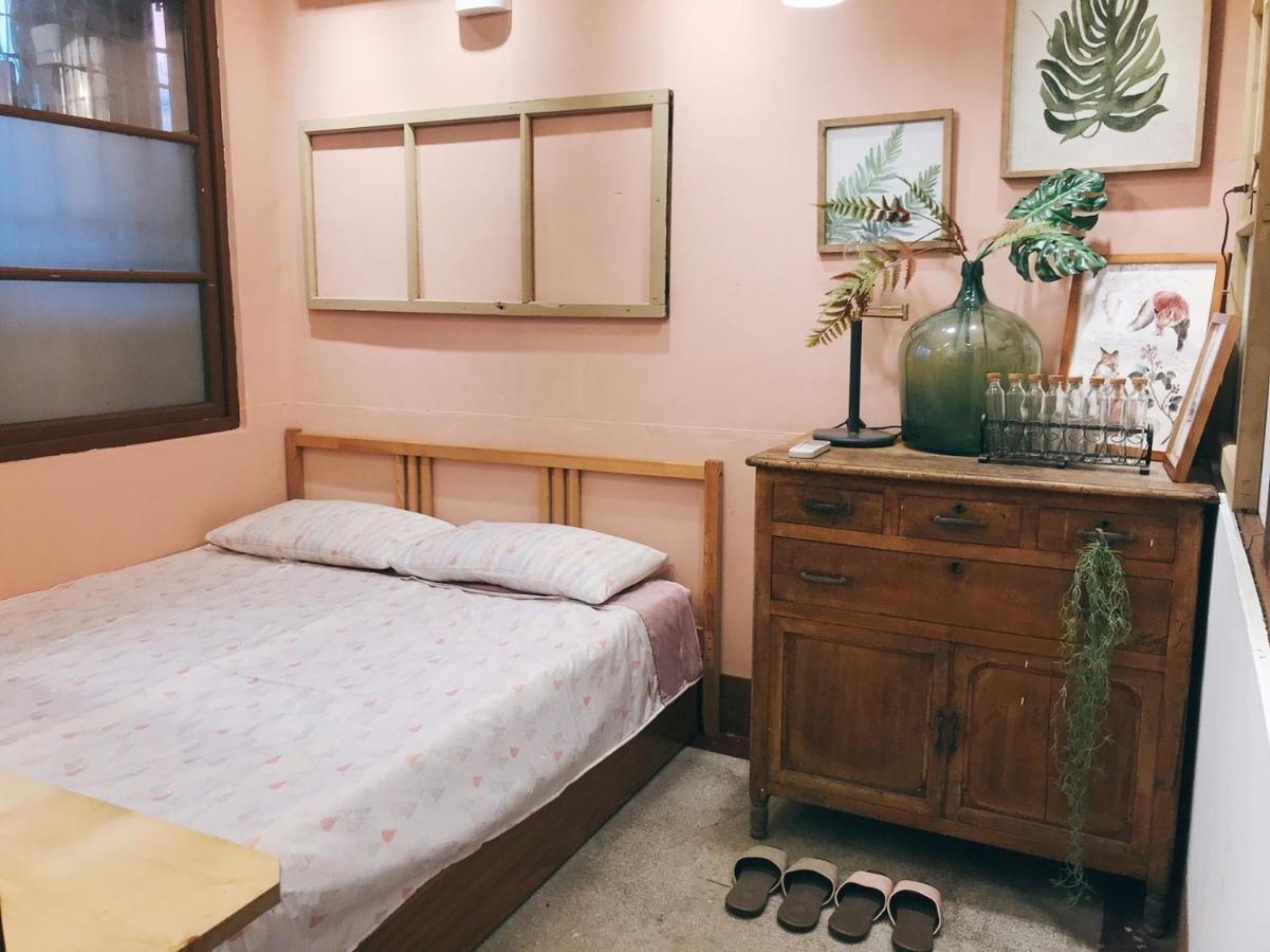 醒覺旅人-訂房後需聯繫轉帳 Apartment Tainan Exterior photo